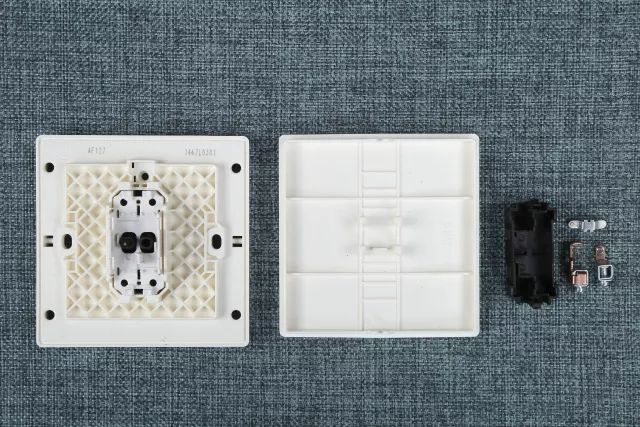 測評|無邊框開關之ABB、施耐德、西門子、羅格朗、西蒙