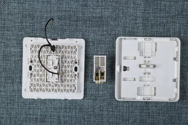 測評|無邊框開關之ABB、施耐德、西門子、羅格朗、西蒙